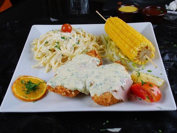 طريقة تحضير الدجاج البانيه بالجبن chicken-panet.jpg
