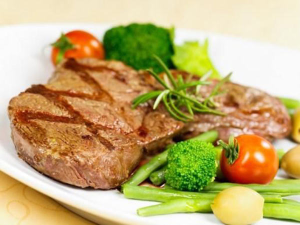 وصفة عمل الستيك المشوي مع البهارات Steak-with-spices
