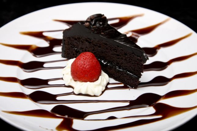 كيك الشوكولاتة بالكريمة