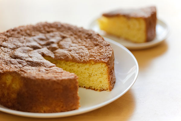 الكيك الإسفنجي الاساسي الهش Basic-cake