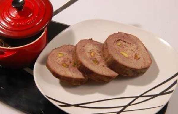 تذوّقي اللحم المشوي مع الروكا والبطاطس!