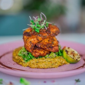 دجاج مغربي متبل