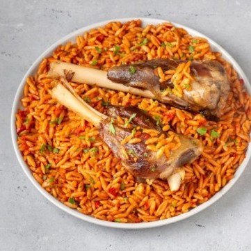 ملف لأطباق المطاعم في البيت