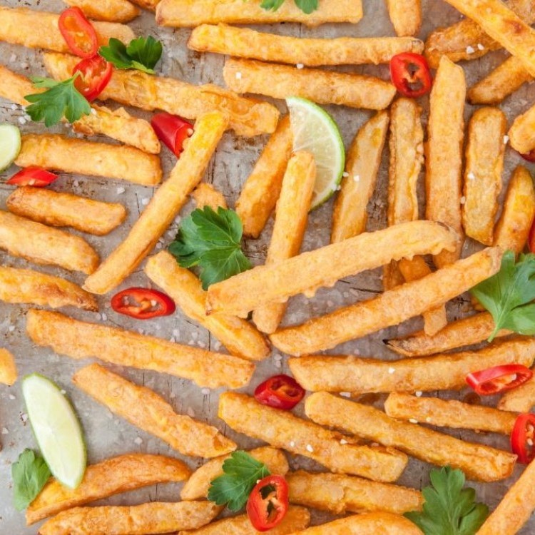 أصابع البطاطس الحارة المقرمشة