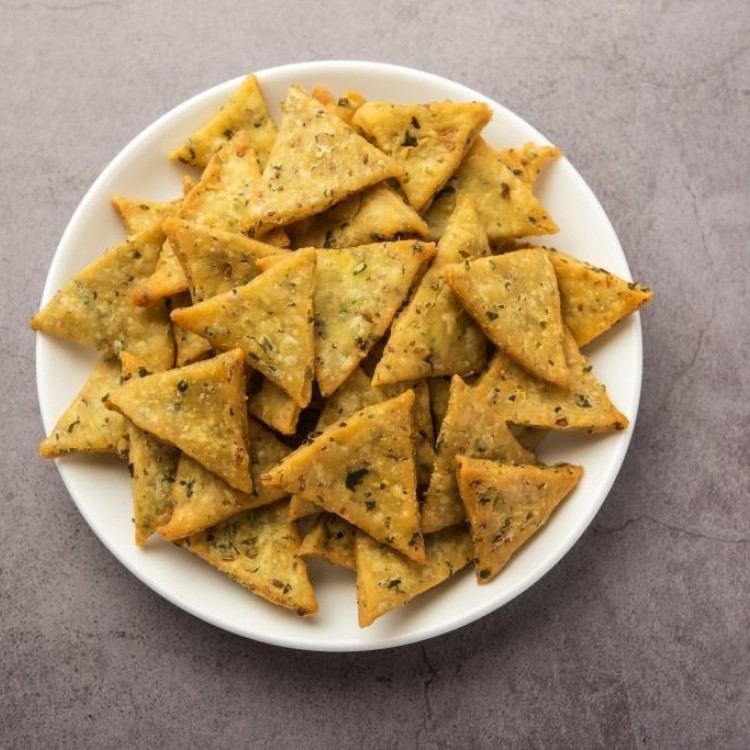 مقبلات رقائق التورتيلا