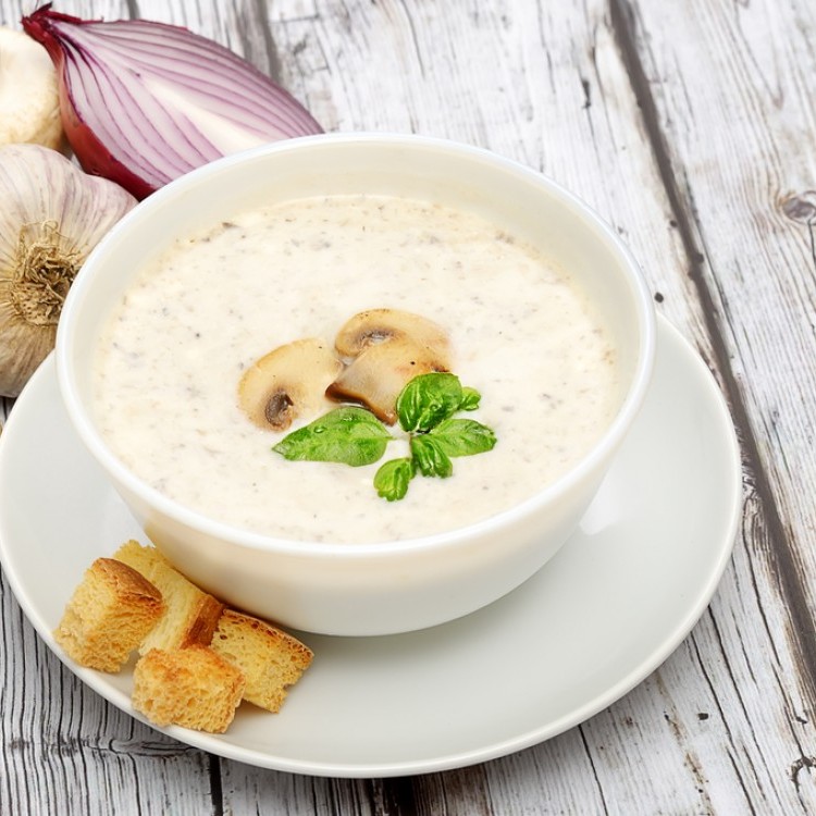 شوربة بالكريمة