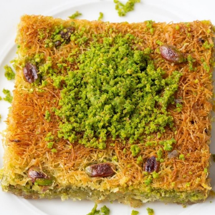 الكنافة النابلسية لضيافة رمضان