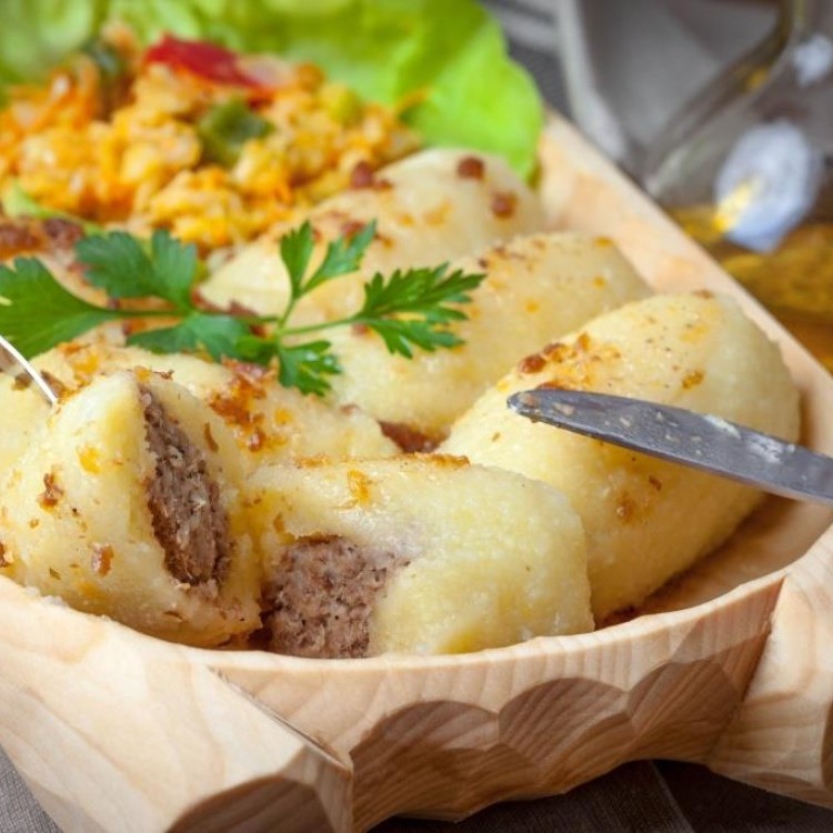 البطاطس المحشية لحمة مفرومة