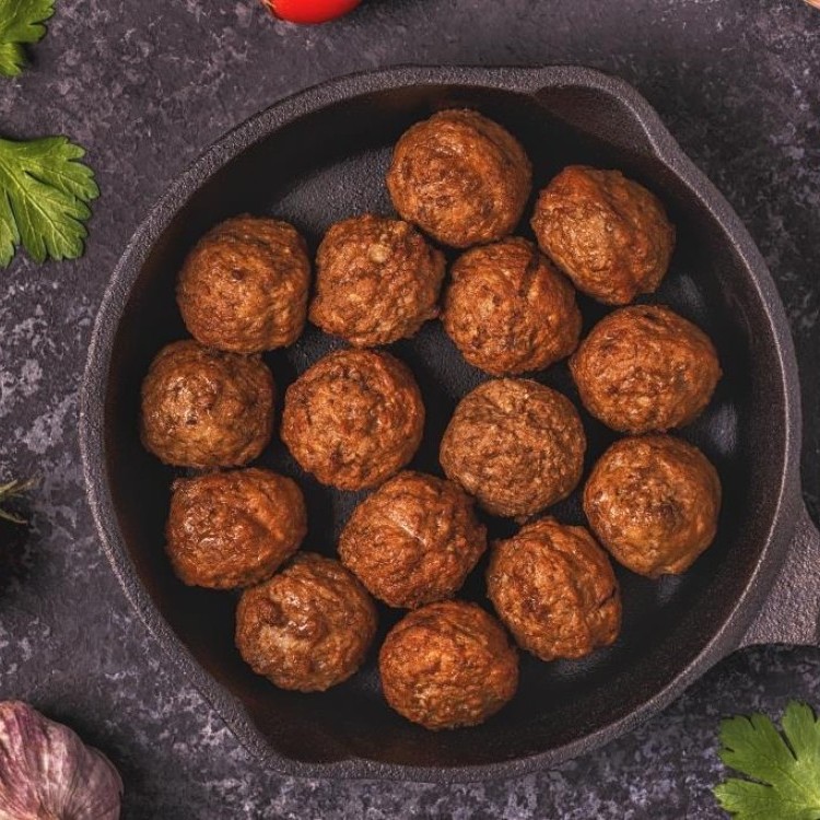 كرات اللحم المقلية لسفرة رمضان