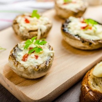 فطر محشي بالجبن