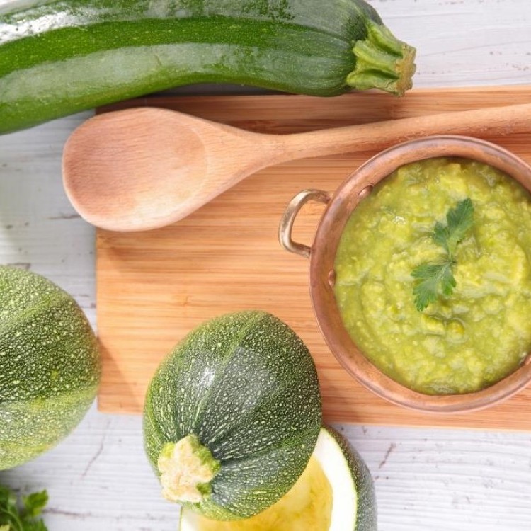 متبل الكوسا بالطحينة