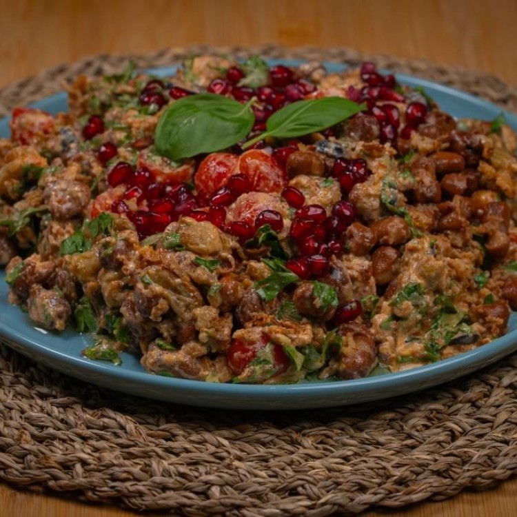 سلطة الفول والباذنجان بالفيديو