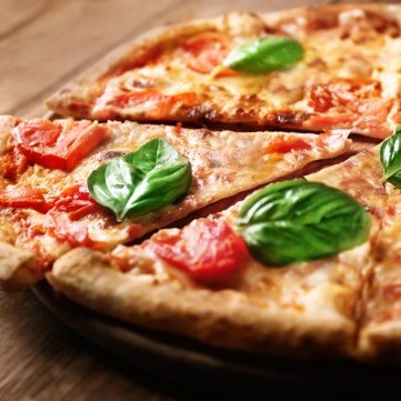 طريقة عمل بيتزا إيطالية