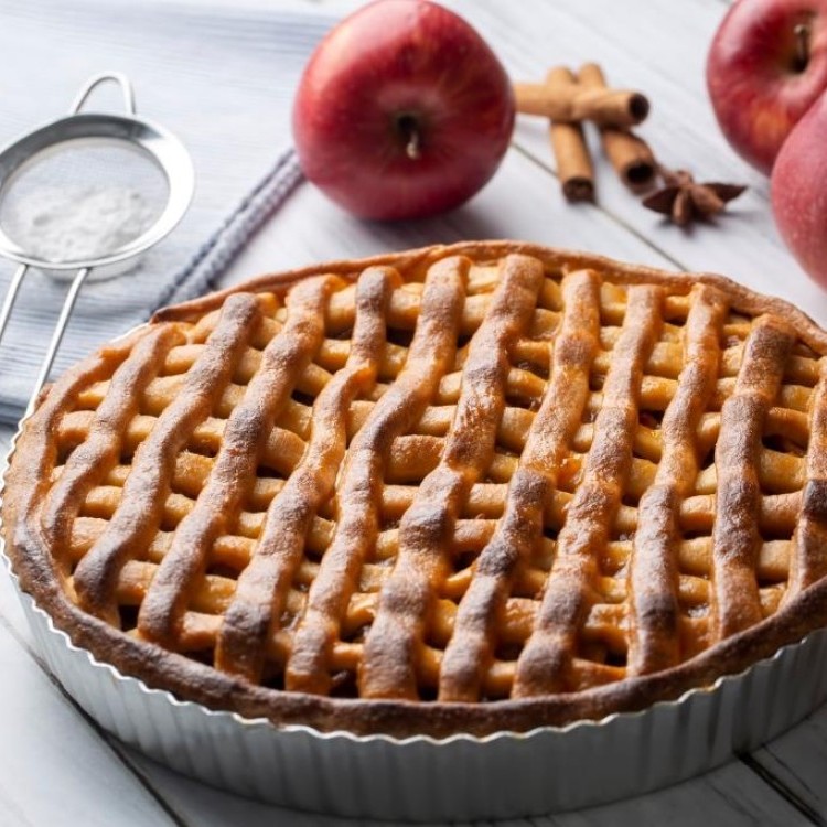 المبروشة بالتفاح والقرفة