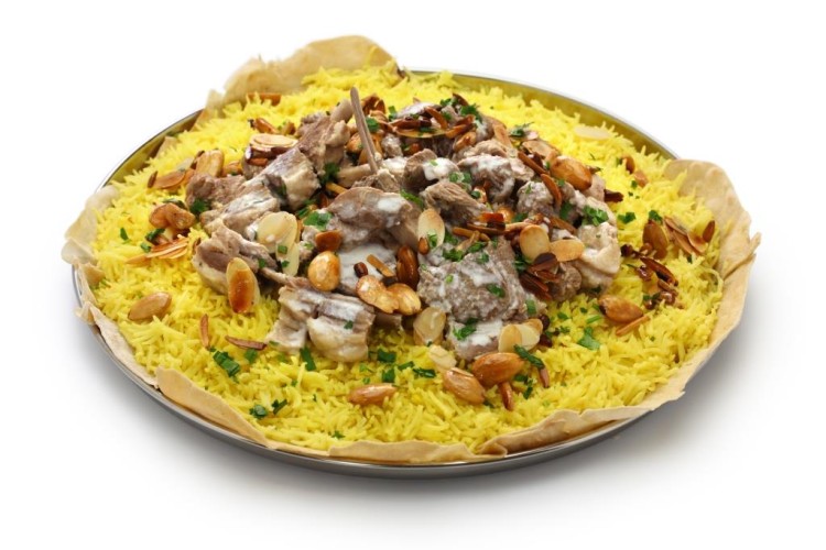 منسف أردني باللحم واللبن الجميد