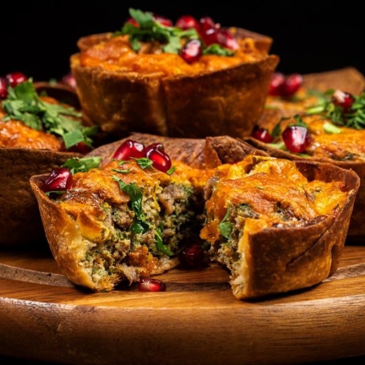 كب كيك السبانخ والتورتيلا بالفيديو