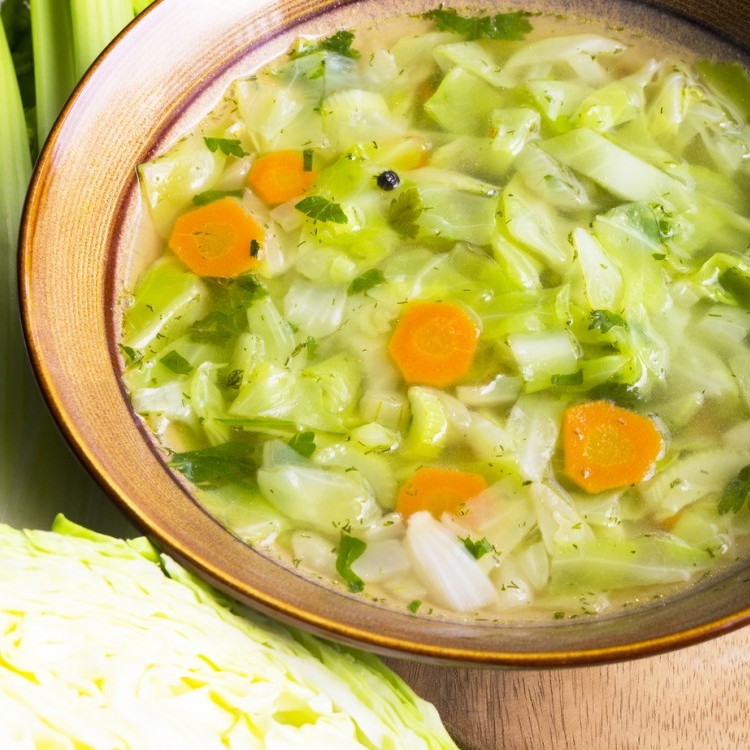 شوربة كرفس بالجزر