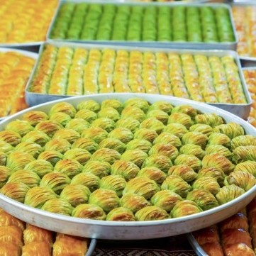 بين الكرم وحسن التدبير ميزانية العيد تبدأ من المطبخ