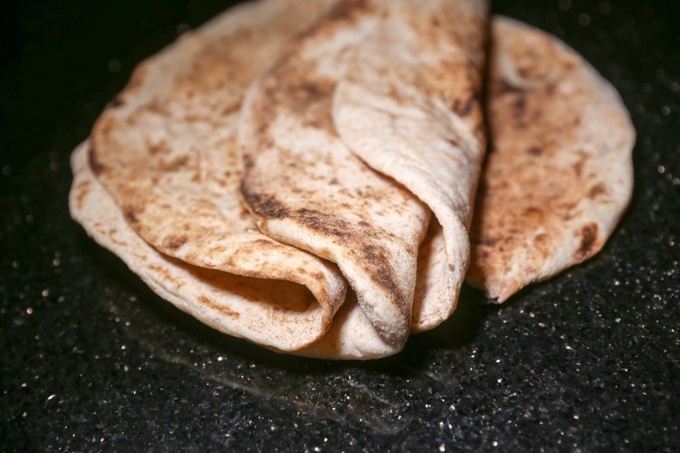 طريقة عمل خبز الطابون