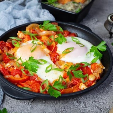 شكشوكة بسيطة بالبيض والخضار