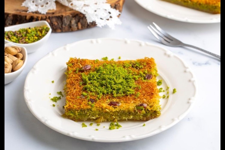 كنافة بالبستاشيو