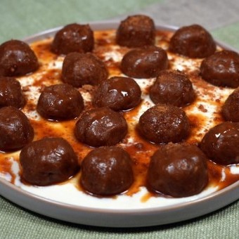 كرات اللوتس بصوص الجبن الكريمي بالفيديو