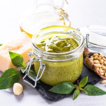 صلصة بستو الريحان