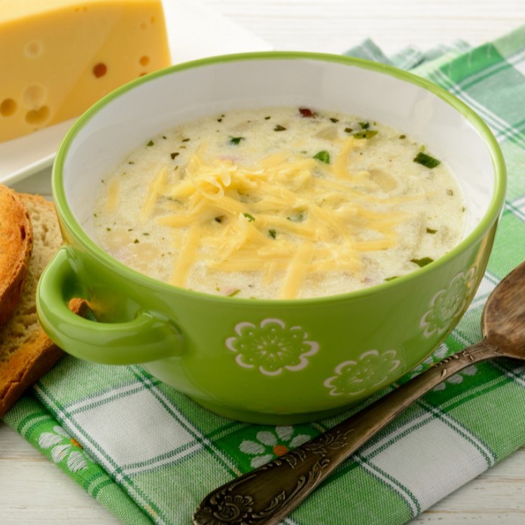 شوربة البطاطس بالجبن