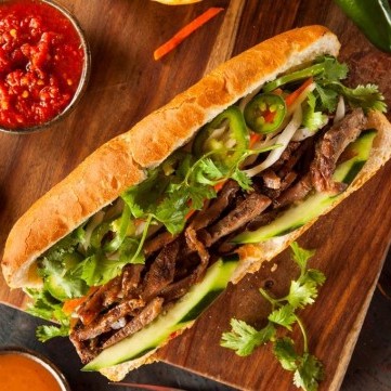 ساندويش اللحم بالصوص الحار