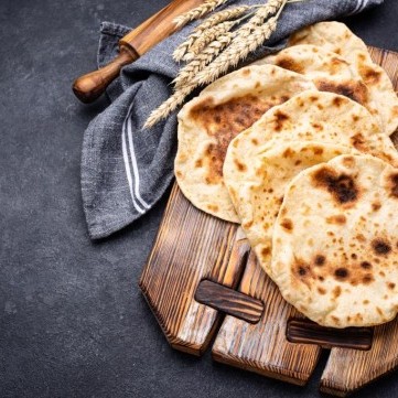 الخبز العربي على الصاج