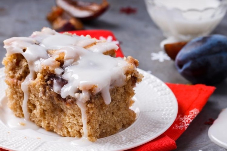 كيكة التمر الكريمية