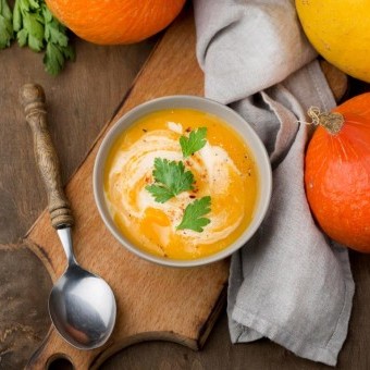 شوربة القرع المقلية بالهواء