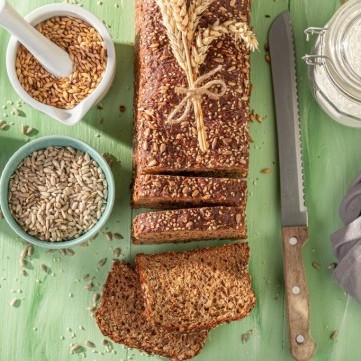 خبز توست بالحبوب للرجيم