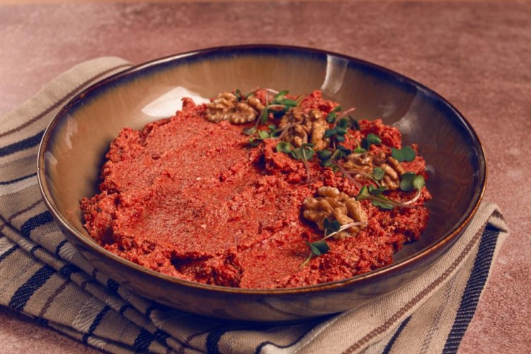 سلطة المحمرة الشامية