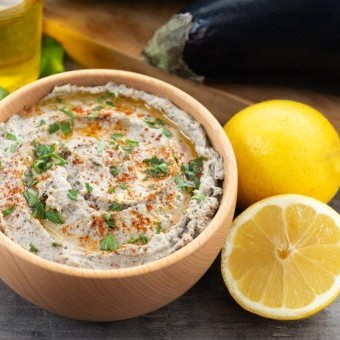 بابا غنوج المشوي بخلطة الطحينة والثوم