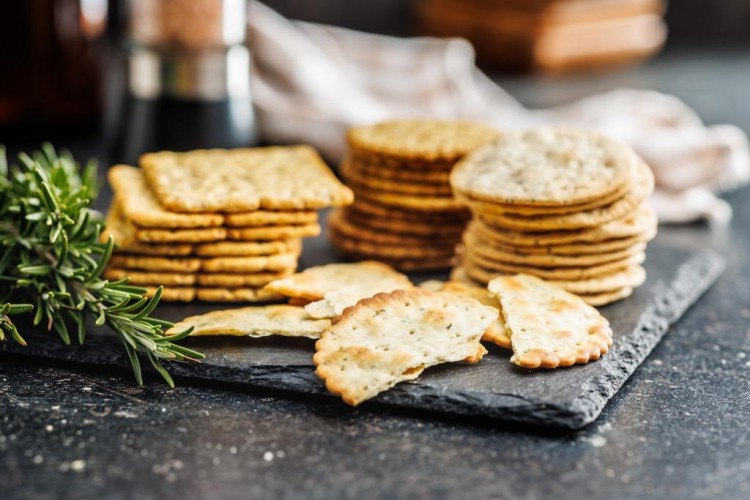 بسكويت مالح بالمنزل