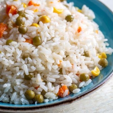 الأوزي باللحم والخضار