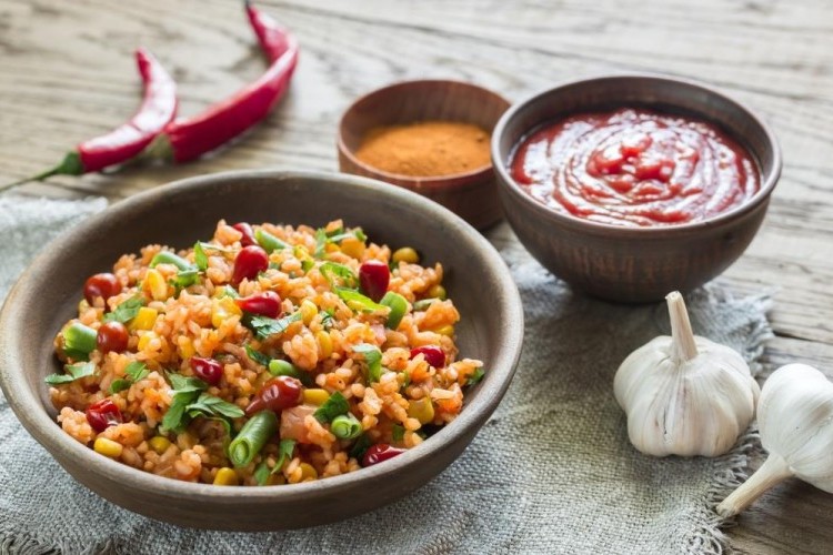 الأرز المكسيكي بالخضار