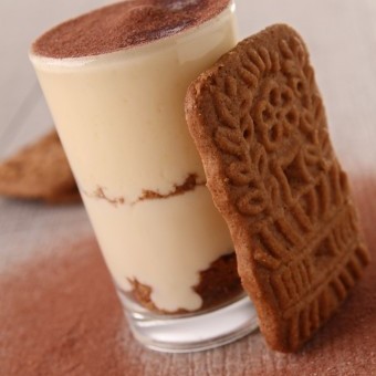 حلى المهلبية بالبسكويت