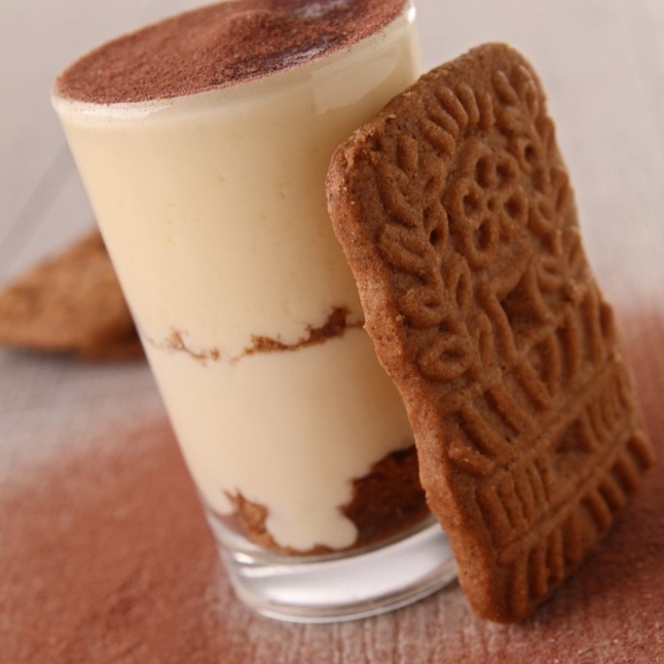 حلى المهلبية بالبسكويت