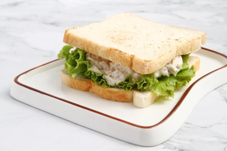 ساندويش الدجاج الكريمي