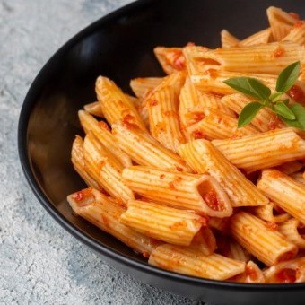 المكرونة المحمرة بالبابريكا