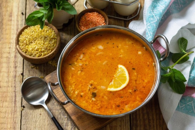 شوربة العدس بالليمون والكمون