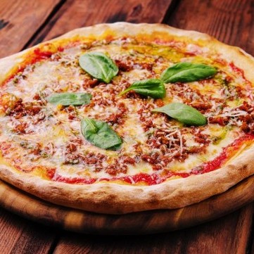 بيتزا باللحمة المفرومة