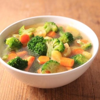 شوربة البروكلي والجزر