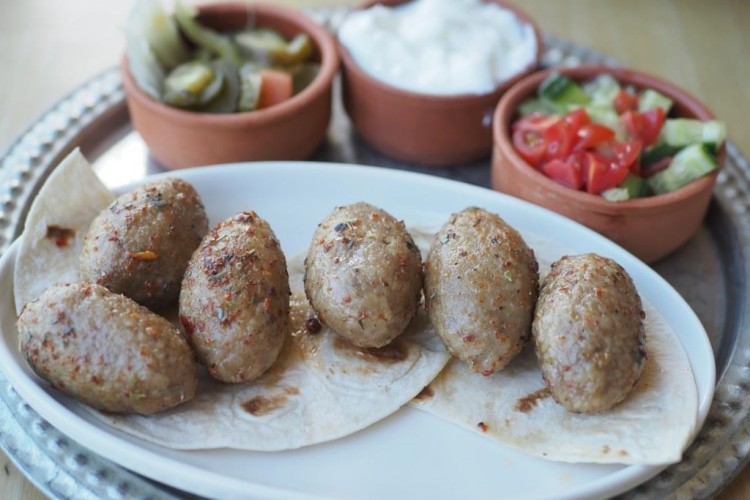 لحم الكفتة المحشية بالجبن