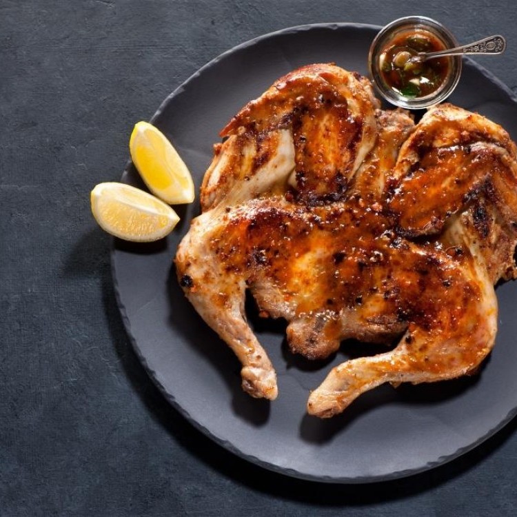 دجاج مشوي بصوص الصويا والعسل