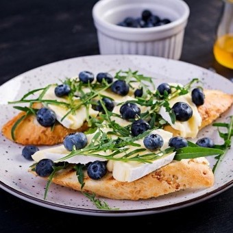 جبنة بالعسل للسحور