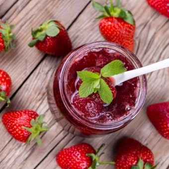 مربى الفراولة المنزلي