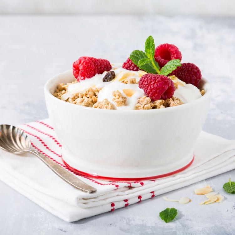 الشوفان بالكريمة واللوز